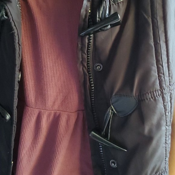 Puffy vest - Picture 3 of 3